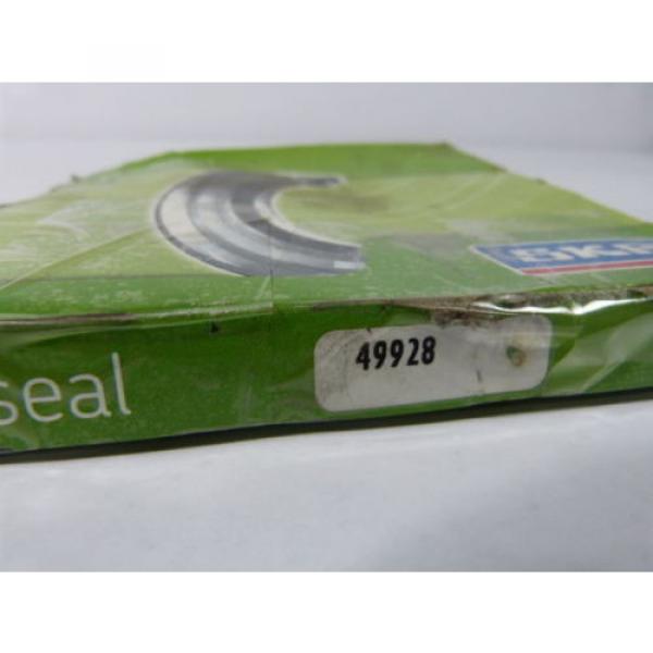 SKF 49928 Oil Seal 5x1/2&#034; ! NEW IN BOX ! #3 image
