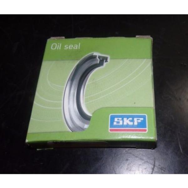 SKF Fluoro Rubber Oil Seal, 1.875&#034; x 3&#034; x .3125&#034;, QTY 1, 18818 |0465eJP2 #5 image