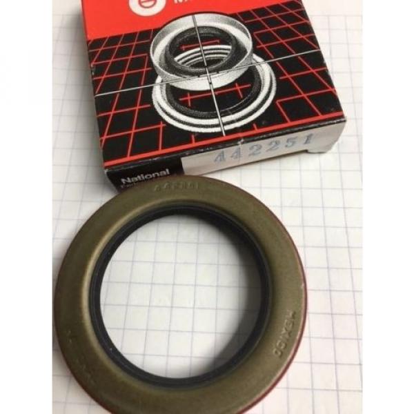 National 442251 Oil Seal 1.719 x 2.565 x .5 gasket output SKF CR Chicago Rawhide #1 image